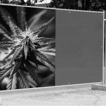 Construction fence banner for the outdoor area, including production, W 3.4 m × H 1.7 m